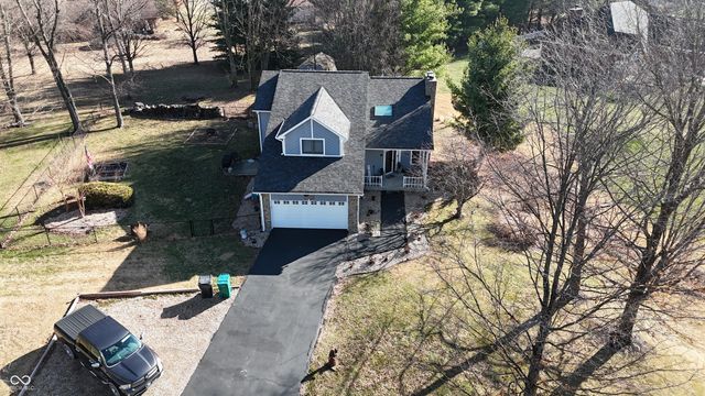 12189 N Cedarview Drive, Mooresville, IN 46158