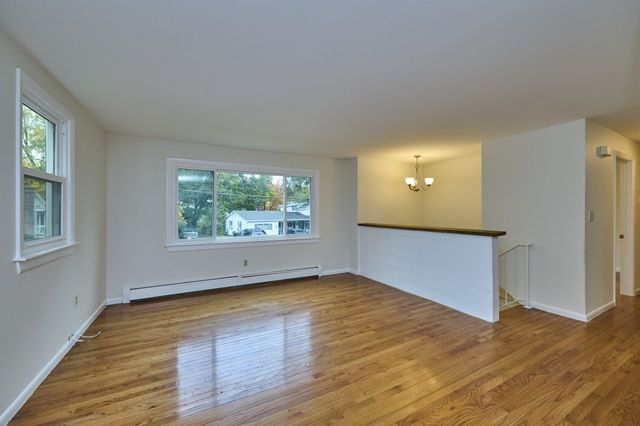 13 Fernglade Rd, Burlington, MA 01803