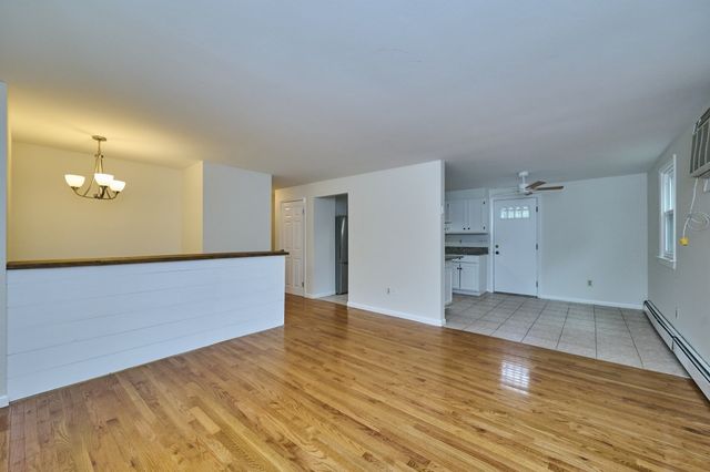13 Fernglade Rd, Burlington, MA 01803