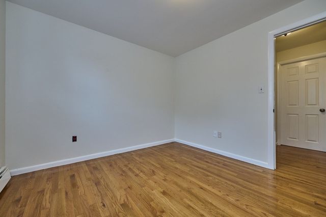 13 Fernglade Rd, Burlington, MA 01803