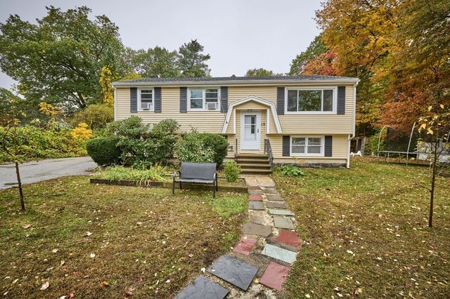 13 Fernglade Rd, Burlington, MA 01803