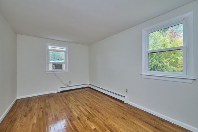 13 Fernglade Rd, Burlington, MA 01803