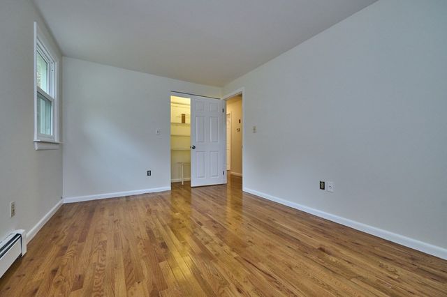 13 Fernglade Rd, Burlington, MA 01803