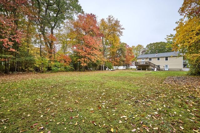 13 Fernglade Rd, Burlington, MA 01803