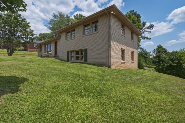 5028 Danby Dr, Nashville, TN 37211