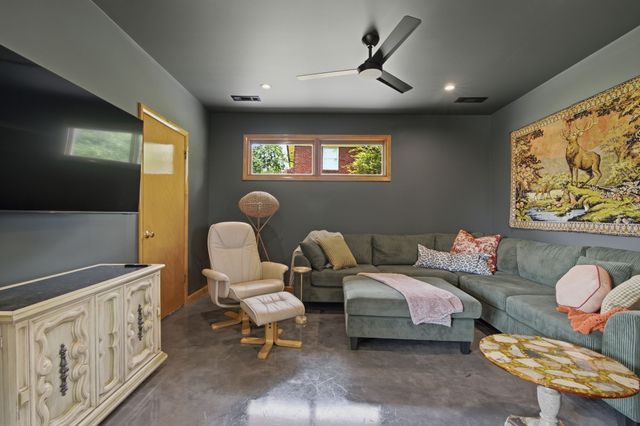 5028 Danby Dr, Nashville, TN 37211