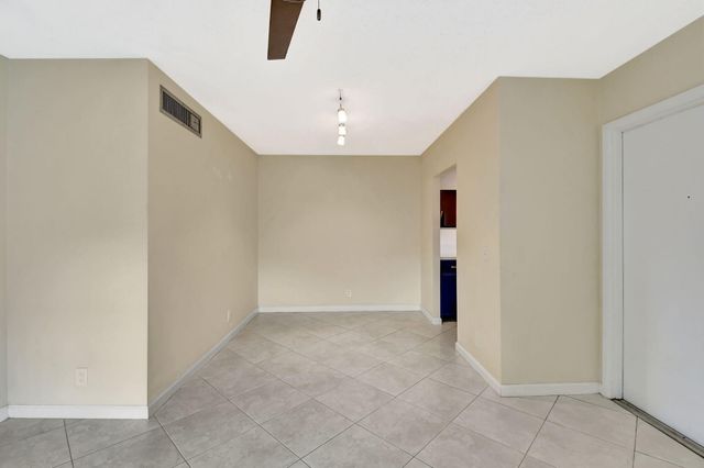 638 Snug Harbor Drive E11, Boynton Beach, FL 33435