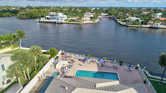 638 Snug Harbor Drive E11, Boynton Beach, FL 33435