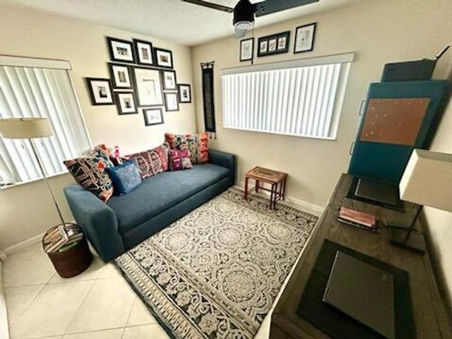 638 Snug Harbor Drive E11, Boynton Beach, FL 33435