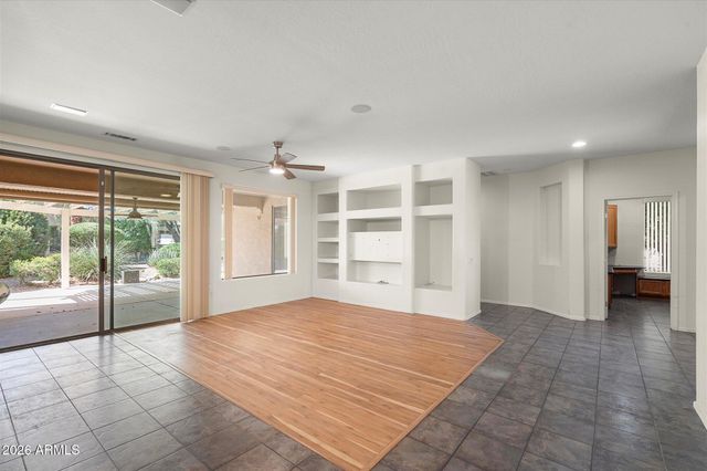 16731 W ORACLE RIM Drive, Surprise, AZ 85387