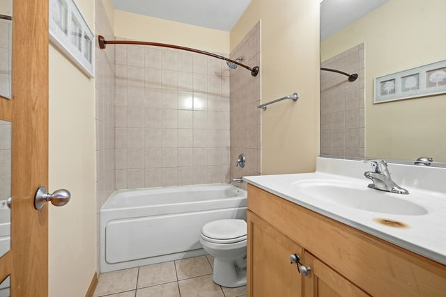 1469 E 69th Street 2, Chicago, IL 60637