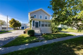 74 Pleasant Street, Canandaigua City, NY 14424