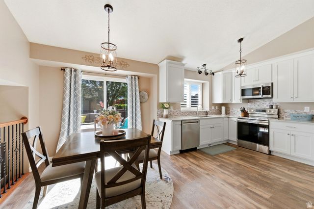 1691 S 300 E, Kaysville, UT 84037