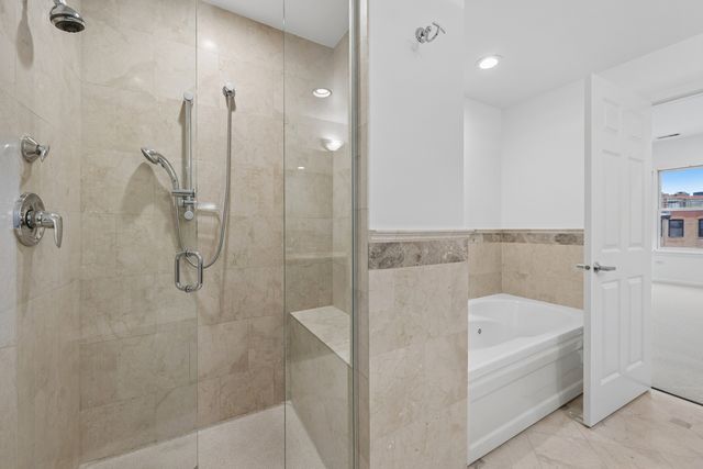 520 N Halsted Street 608, Chicago, IL 60642