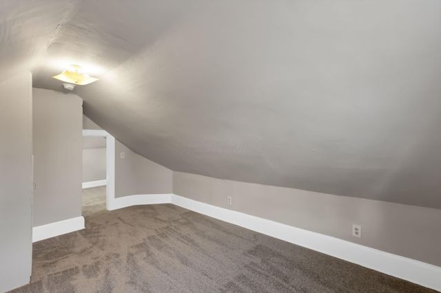 906 Bellows Avenue, Columbus, OH 43223