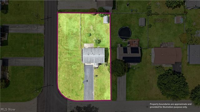 378 Dehoff Drive, Youngstown, OH 44515