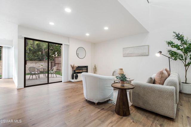 757 Shadow Lake Drive, Thousand Oaks, CA 91360