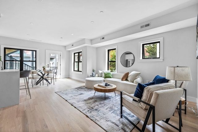 198 Bowen 1, Boston, MA 02127