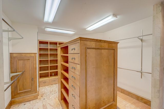 71 Otis Lane, Saint Paul, MN 55104