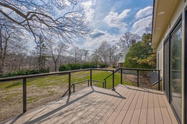 71 Otis Lane, Saint Paul, MN 55104