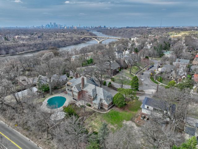 71 Otis Lane, Saint Paul, MN 55104