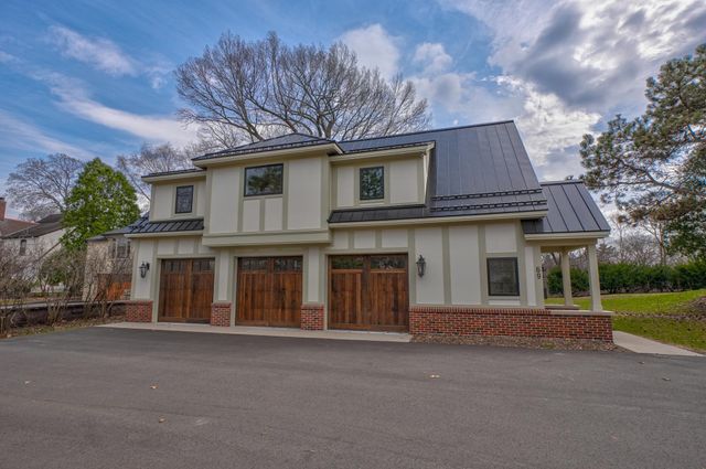 71 Otis Lane, Saint Paul, MN 55104