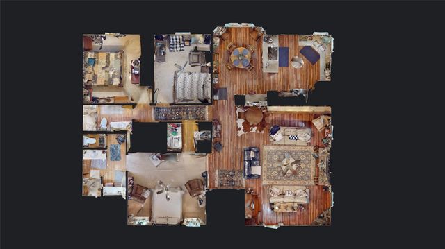 806 Camphor Circle NE, Village Mills, TX 77663