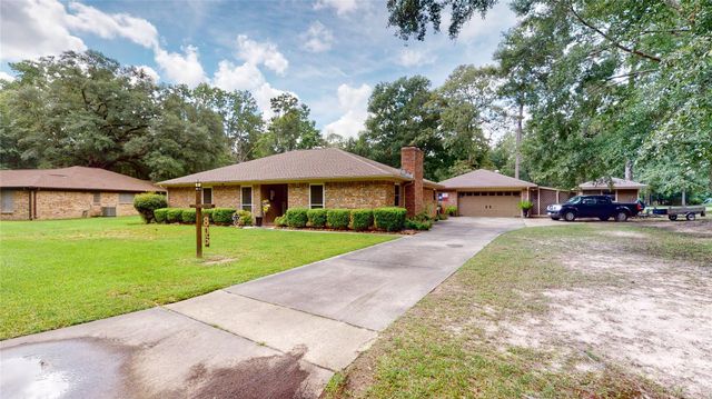 806 Camphor Circle NE, Village Mills, TX 77663