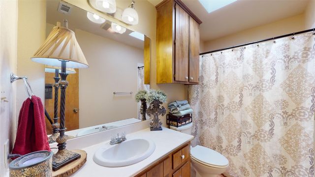 806 Camphor Circle NE, Village Mills, TX 77663