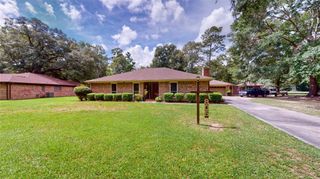 806 Camphor Circle NE, Village Mills, TX 77663