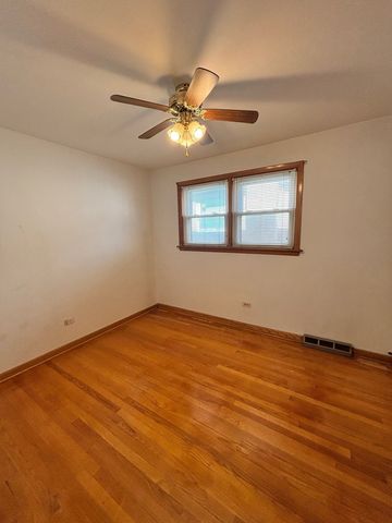 5104 S Menard Avenue, Chicago, IL 60638