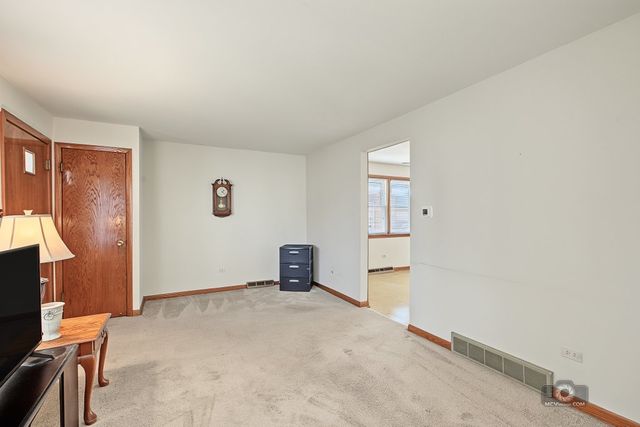 5104 S Menard Avenue, Chicago, IL 60638
