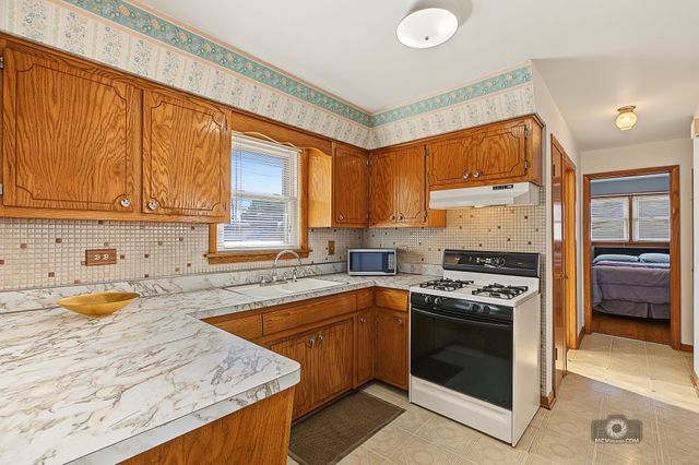 5104 S Menard Avenue, Chicago, IL 60638