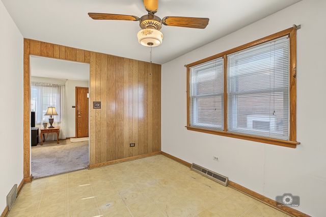 5104 S Menard Avenue, Chicago, IL 60638