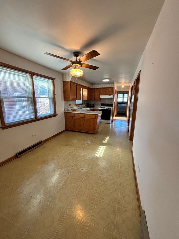 5104 S Menard Avenue, Chicago, IL 60638 — photo 5