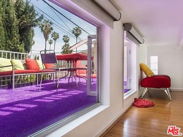 8661 Clifton Way A, Beverly Hills, CA 90211