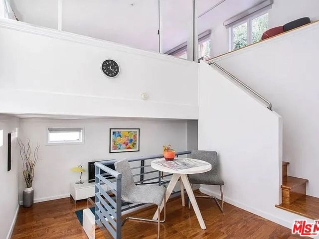 8661 Clifton Way A, Beverly Hills, CA 90211