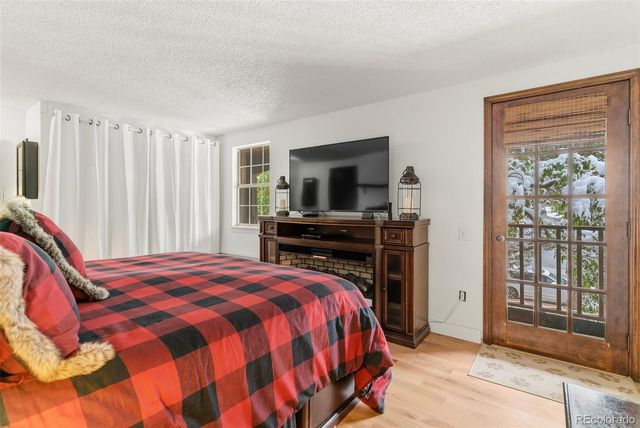 8651 E Amherst Drive D, Denver, CO 80231