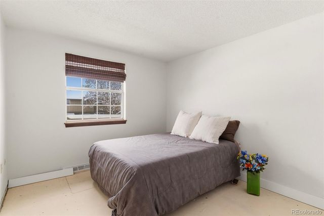 8651 E Amherst Drive D, Denver, CO 80231