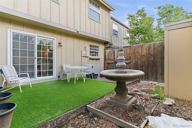 8651 E Amherst Drive D, Denver, CO 80231