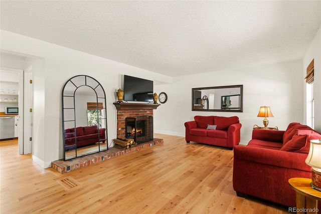 8651 E Amherst Drive D, Denver, CO 80231