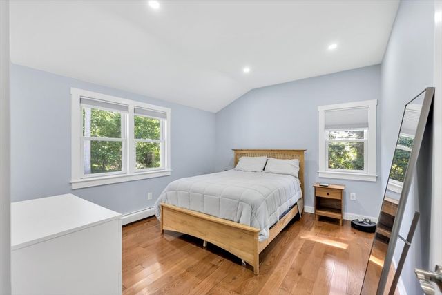 25 Nancy Ln, Barnstable, MA 02601