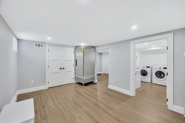25 Nancy Ln, Barnstable, MA 02601