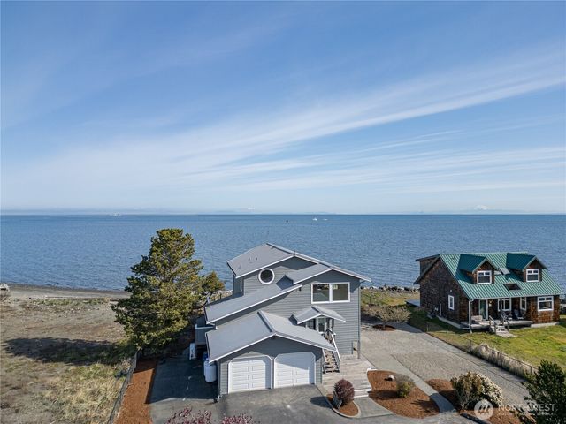 391 3 Crabs Road, Sequim, WA 98382