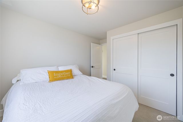 391 3 Crabs Road, Sequim, WA 98382