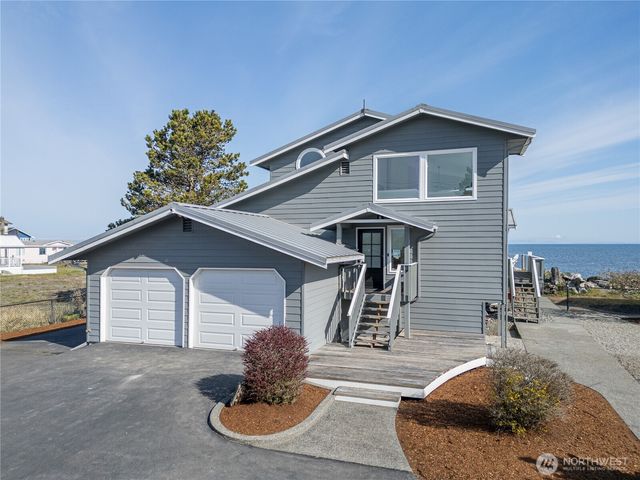 391 3 Crabs Road, Sequim, WA 98382