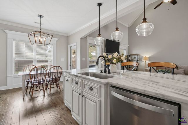 101 Kloe Court, Warner Robins, GA 31088