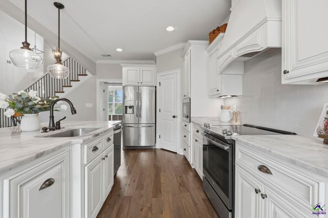 101 Kloe Court, Warner Robins, GA 31088