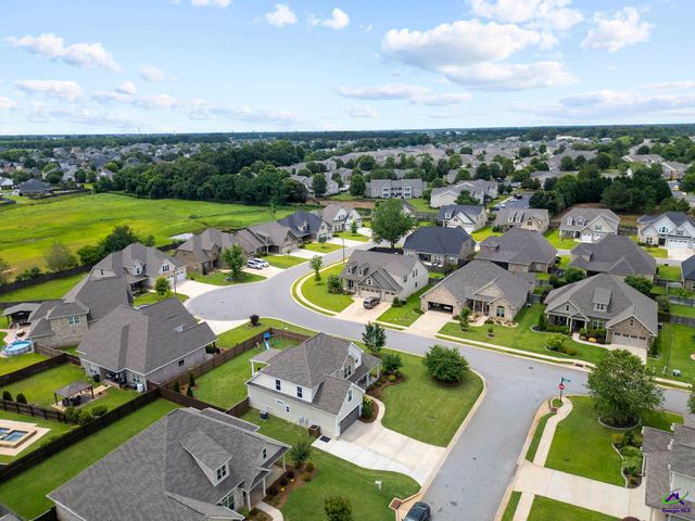 101 Kloe Court, Warner Robins, GA 31088