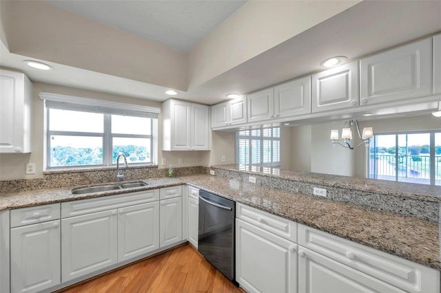 1200 COUNTRY CLUB DRIVE 2301, Largo, FL 33771